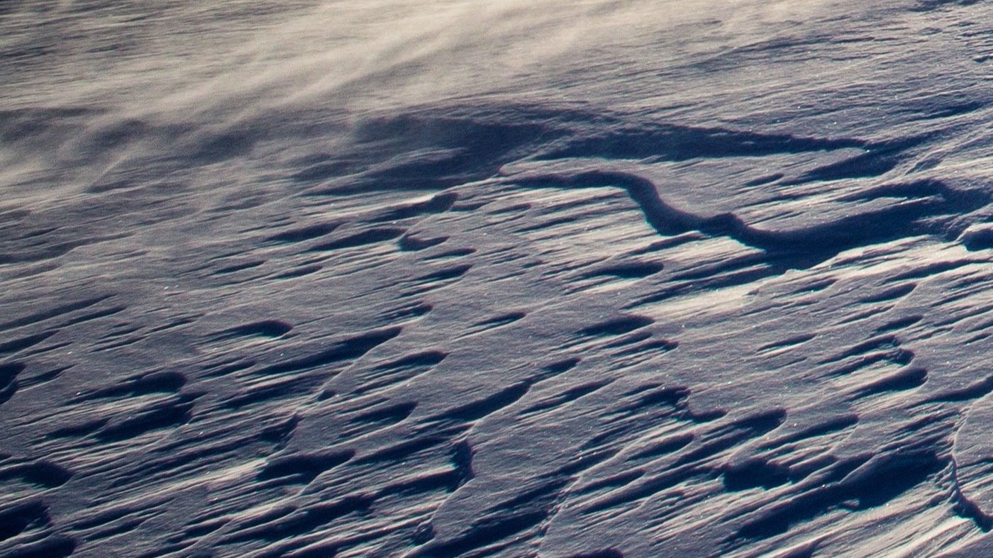Wind on snow