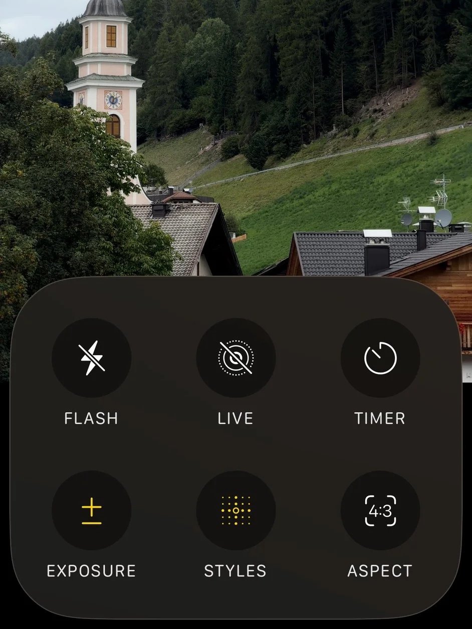 New iOS 26 Camera UI