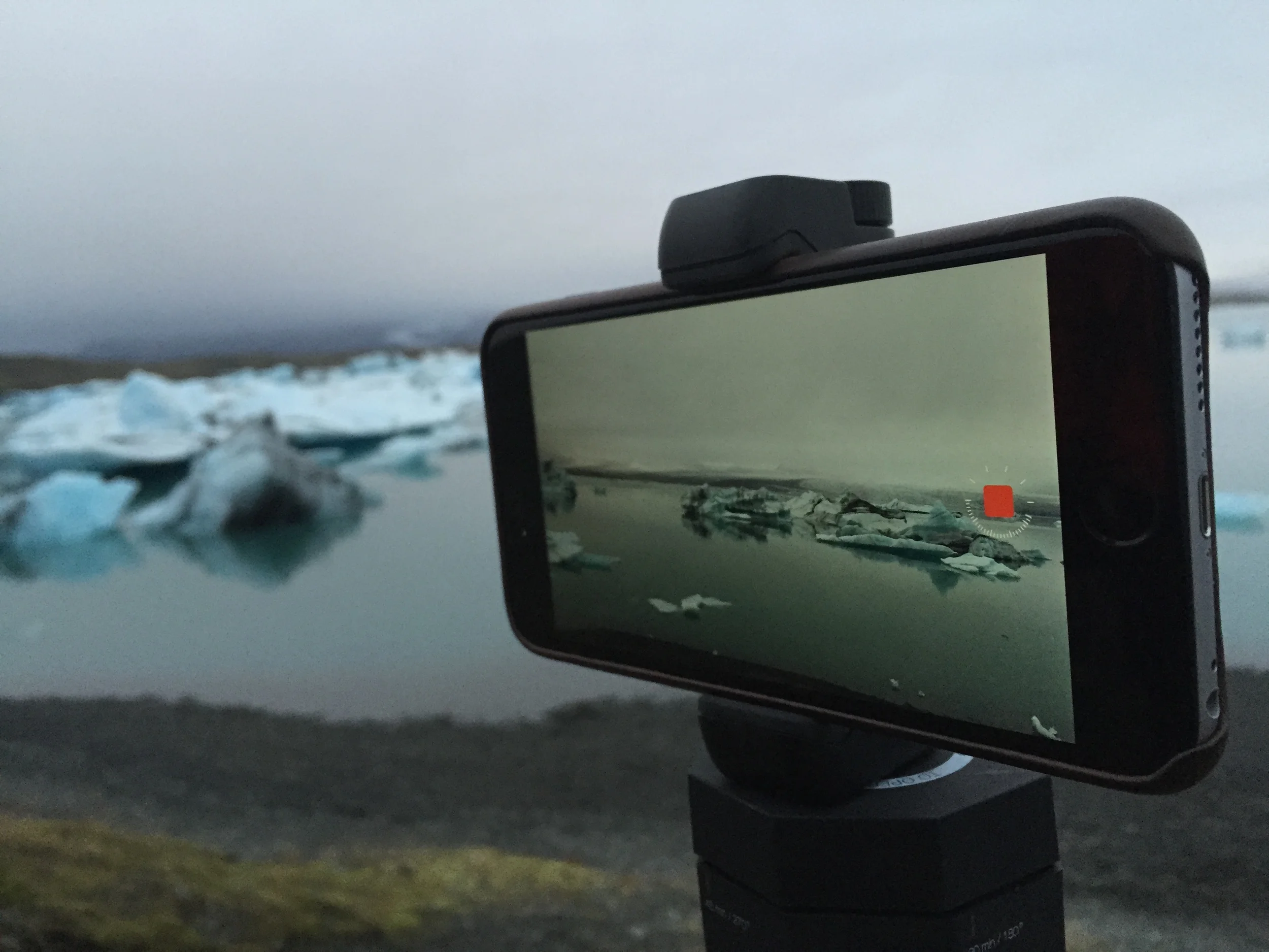 The Shoulderpod S1 holds the iPhone 6 Plus like a champ! Find it here.